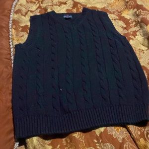 Boys Black sweater size 14/16 Class Club